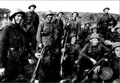 Иллюстрация к книге — Трагедия Брестской крепости. Антология подвига. Боевые действия 22 июня - 23 июля 1941 года [i_027.jpg]