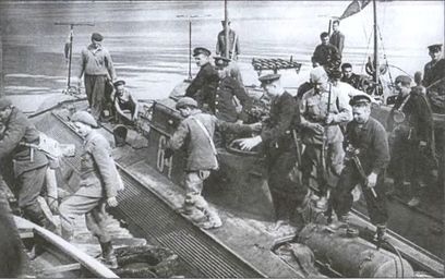 Иллюстрация к книге — Схватка титанов [i_043.jpg]