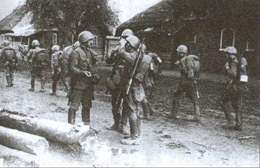 Иллюстрация к книге — Ошибка генерала Жукова [i_035.jpg]