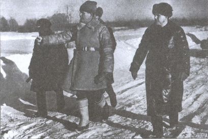 Иллюстрация к книге — Остановить танки! [i_033.jpg]