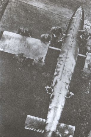 Иллюстрация к книге — Оружие возмездия [i_007.jpg]