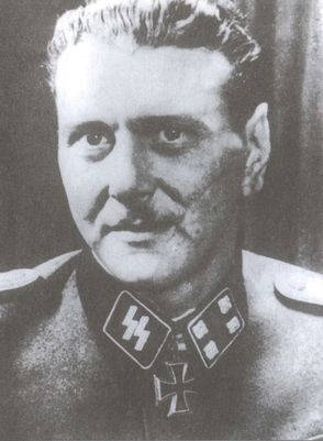 Иллюстрация к книге — Оружие возмездия [i_021.jpg]