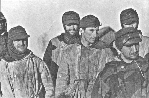 Иллюстрация к книге — Неизвестная война [i_035.jpg]