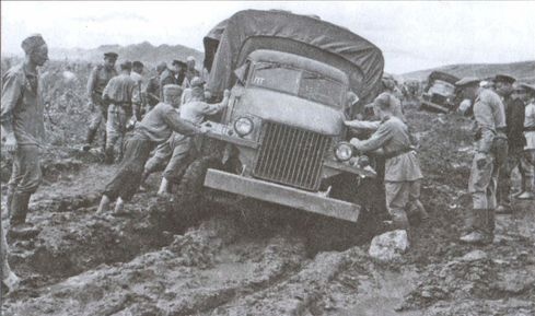 Иллюстрация к книге — Запад - Восток [i_024.jpg]