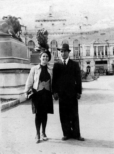 Иллюстрация к книге — Нелегалка. Как молодая девушка выжила в Берлине в 1940–1945 гг. [i_011.jpg]