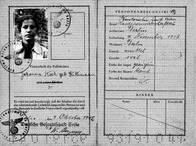 Иллюстрация к книге — Нелегалка. Как молодая девушка выжила в Берлине в 1940–1945 гг. [i_013.jpg]