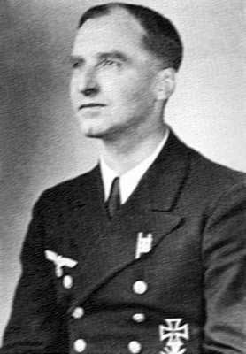 Иллюстрация к книге — Кригсмарине. Военно-морской флот Третьего рейха [i_017.jpg]