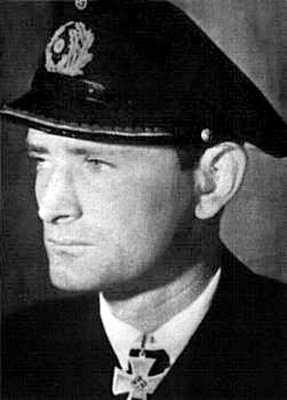 Иллюстрация к книге — Кригсмарине. Военно-морской флот Третьего рейха [i_019.jpg]