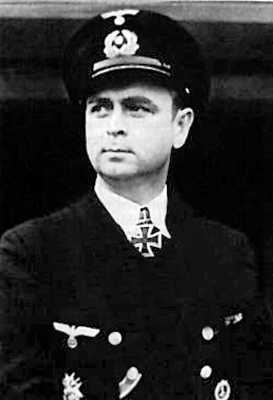 Иллюстрация к книге — Кригсмарине. Военно-морской флот Третьего рейха [i_028.jpg]