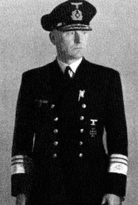 Иллюстрация к книге — Кригсмарине. Военно-морской флот Третьего рейха [i_045.jpg]