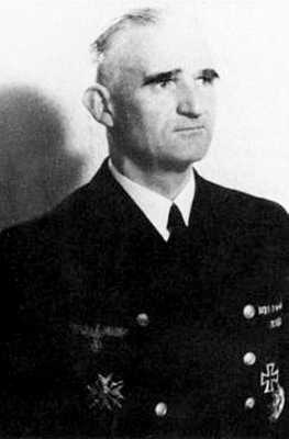 Иллюстрация к книге — Кригсмарине. Военно-морской флот Третьего рейха [i_050.jpg]