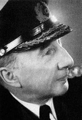 Иллюстрация к книге — Кригсмарине. Военно-морской флот Третьего рейха [i_088.jpg]