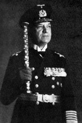 Иллюстрация к книге — Кригсмарине. Военно-морской флот Третьего рейха [i_089.jpg]