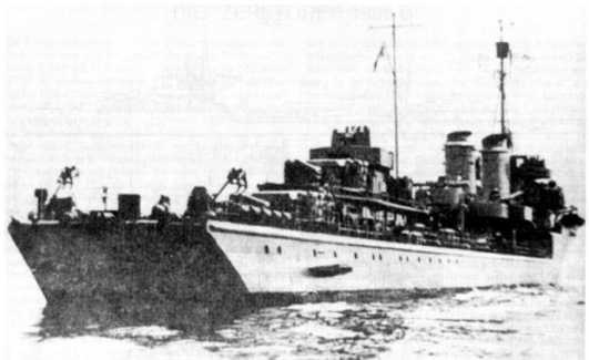 Иллюстрация к книге — Кригсмарине. Военно-морской флот Третьего рейха [i_122.jpg]