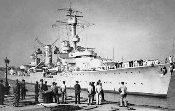 Иллюстрация к книге — Кригсмарине. Военно-морской флот Третьего рейха [i_143.jpg]