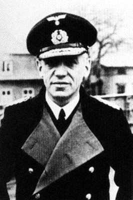 Иллюстрация к книге — Кригсмарине. Военно-морской флот Третьего рейха [i_159.jpg]