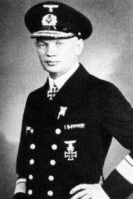 Иллюстрация к книге — Кригсмарине. Военно-морской флот Третьего рейха [i_167.jpg]