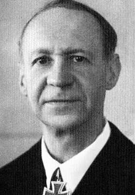 Иллюстрация к книге — Кригсмарине. Военно-морской флот Третьего рейха [i_171.jpg]