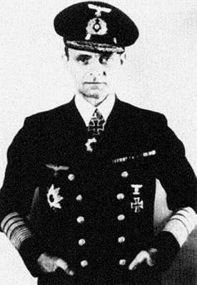 Иллюстрация к книге — Кригсмарине. Военно-морской флот Третьего рейха [i_200.jpg]