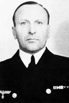 Иллюстрация к книге — Кригсмарине. Военно-морской флот Третьего рейха [i_221.jpg]