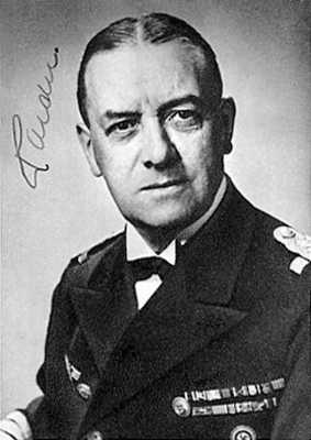 Иллюстрация к книге — Кригсмарине. Военно-морской флот Третьего рейха [i_233.jpg]