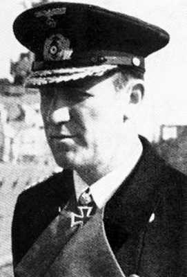 Иллюстрация к книге — Кригсмарине. Военно-морской флот Третьего рейха [i_240.jpg]