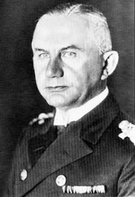 Иллюстрация к книге — Кригсмарине. Военно-морской флот Третьего рейха [i_277.jpg]