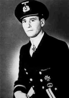 Иллюстрация к книге — Кригсмарине. Военно-морской флот Третьего рейха [i_281.jpg]