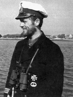 Иллюстрация к книге — Кригсмарине. Военно-морской флот Третьего рейха [i_302.jpg]