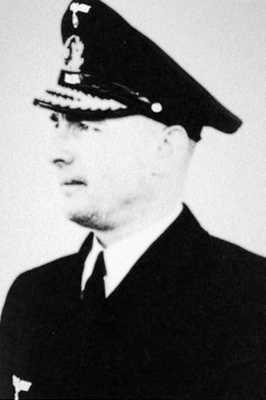 Иллюстрация к книге — Кригсмарине. Военно-морской флот Третьего рейха [i_305.jpg]