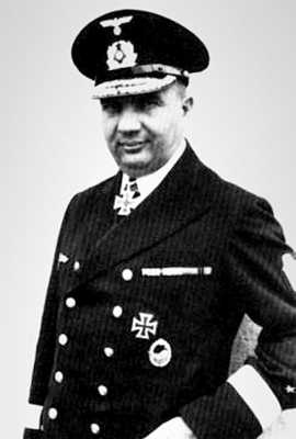 Иллюстрация к книге — Кригсмарине. Военно-морской флот Третьего рейха [i_320.jpg]