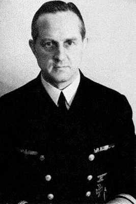 Иллюстрация к книге — Кригсмарине. Военно-морской флот Третьего рейха [i_342.jpg]