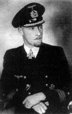 Иллюстрация к книге — Кригсмарине. Военно-морской флот Третьего рейха [i_344.jpg]