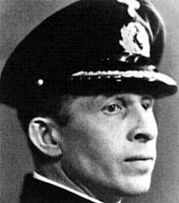 Иллюстрация к книге — Кригсмарине. Военно-морской флот Третьего рейха [i_367.jpg]