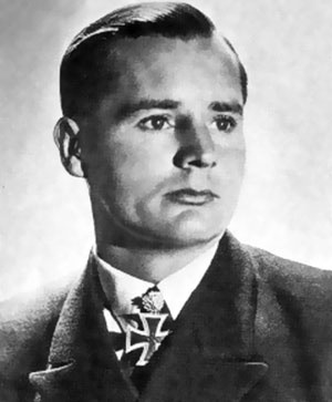 Иллюстрация к книге — Железный крест. Самая известная военная награда Второй мировой войны [i_083.jpg]