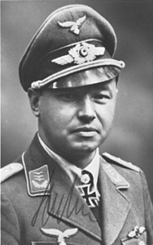 Иллюстрация к книге — Железный крест. Самая известная военная награда Второй мировой войны [i_094.jpg]