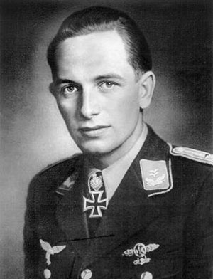 Иллюстрация к книге — Железный крест. Самая известная военная награда Второй мировой войны [i_154.jpg]