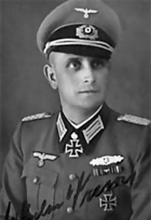 Иллюстрация к книге — Железный крест. Самая известная военная награда Второй мировой войны [i_384.jpg]