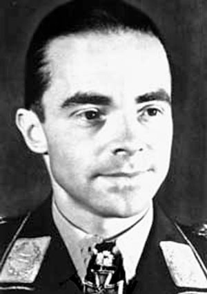 Иллюстрация к книге — Железный крест. Самая известная военная награда Второй мировой войны [i_387.jpg]