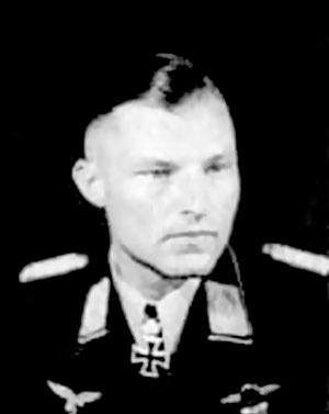 Иллюстрация к книге — Железный крест. Самая известная военная награда Второй мировой войны [i_428.jpg]