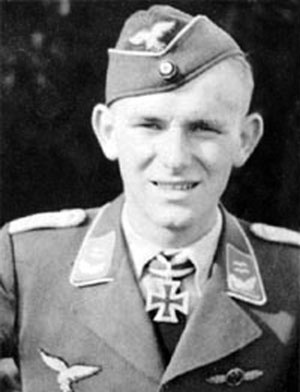 Иллюстрация к книге — Железный крест. Самая известная военная награда Второй мировой войны [i_434.jpg]