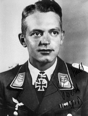 Иллюстрация к книге — Железный крест. Самая известная военная награда Второй мировой войны [i_553.jpg]