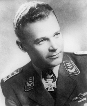 Иллюстрация к книге — Железный крест. Самая известная военная награда Второй мировой войны [i_557.jpg]