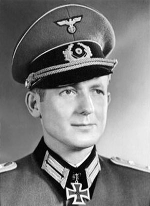 Иллюстрация к книге — Железный крест. Самая известная военная награда Второй мировой войны [i_588.jpg]