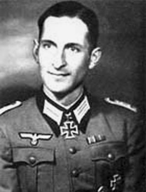 Иллюстрация к книге — Железный крест. Самая известная военная награда Второй мировой войны [i_592.jpg]