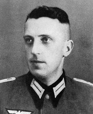 Иллюстрация к книге — Железный крест. Самая известная военная награда Второй мировой войны [i_600.jpg]