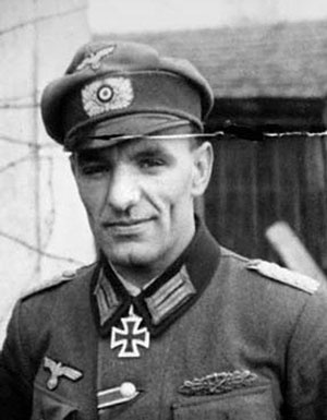 Иллюстрация к книге — Железный крест. Самая известная военная награда Второй мировой войны [i_657.jpg]