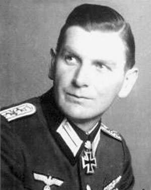 Иллюстрация к книге — Железный крест. Самая известная военная награда Второй мировой войны [i_683.jpg]