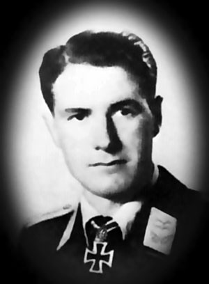 Иллюстрация к книге — Железный крест. Самая известная военная награда Второй мировой войны [i_690.jpg]