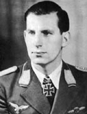 Иллюстрация к книге — Железный крест. Самая известная военная награда Второй мировой войны [i_716.jpg]